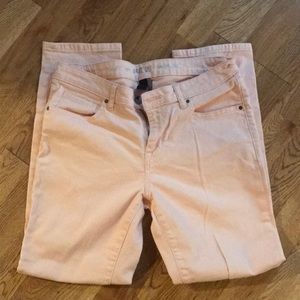 Blush Straight Capris NWOT
